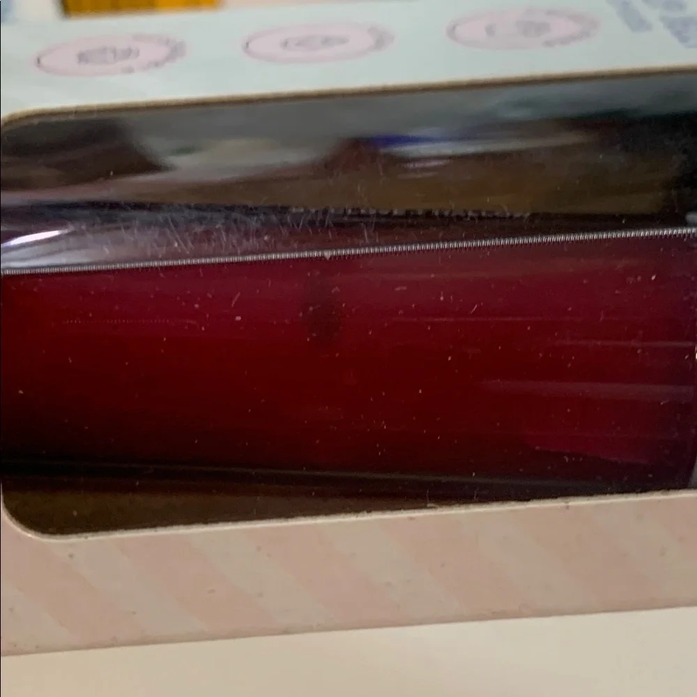 NIB Super Slick Red Lio Jelly Lip Gloss with Rich Color SKYLINE